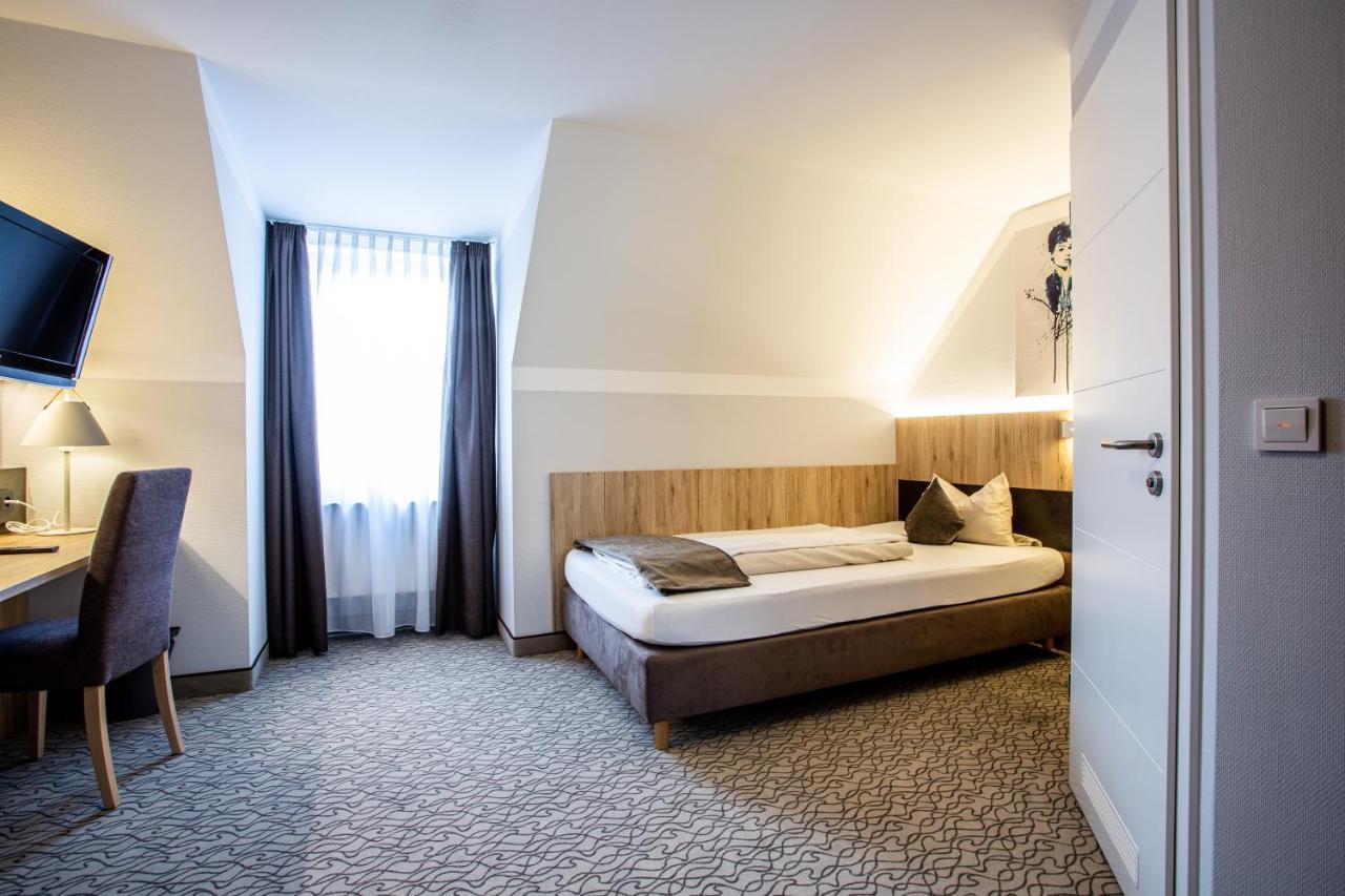 Amtsstueble Hotel & Restaurant Mosbach  Zewnętrze zdjęcie