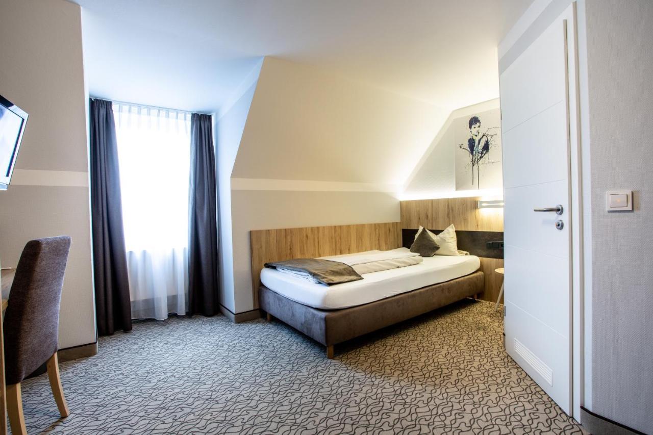 Amtsstueble Hotel & Restaurant Mosbach  Zewnętrze zdjęcie