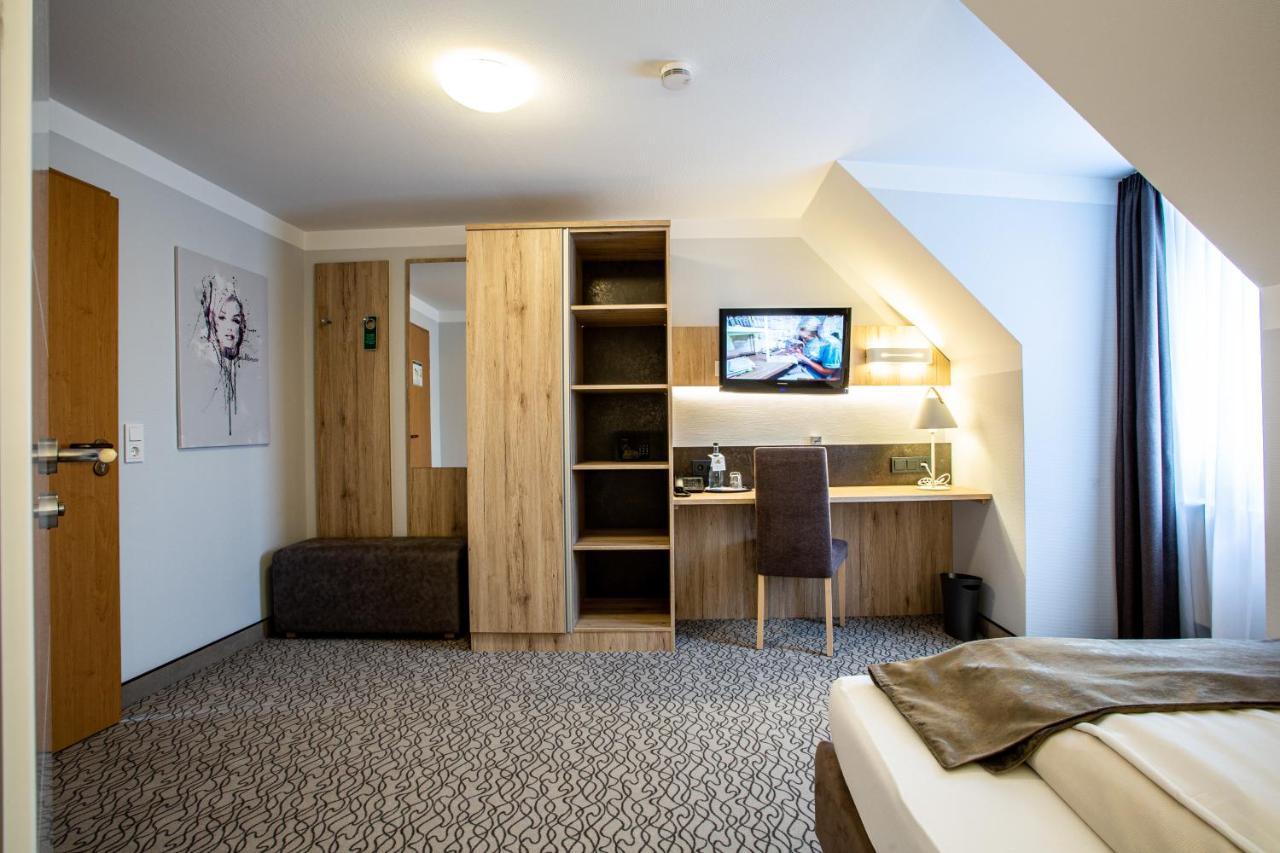 Amtsstueble Hotel & Restaurant Mosbach  Zewnętrze zdjęcie