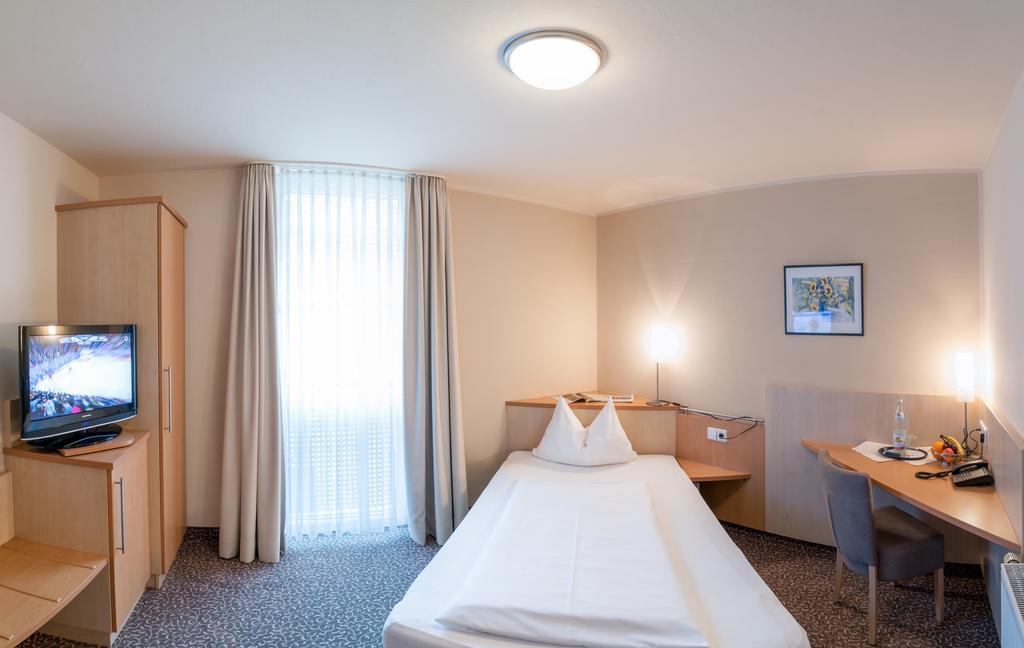Amtsstueble Hotel & Restaurant Mosbach  Zewnętrze zdjęcie