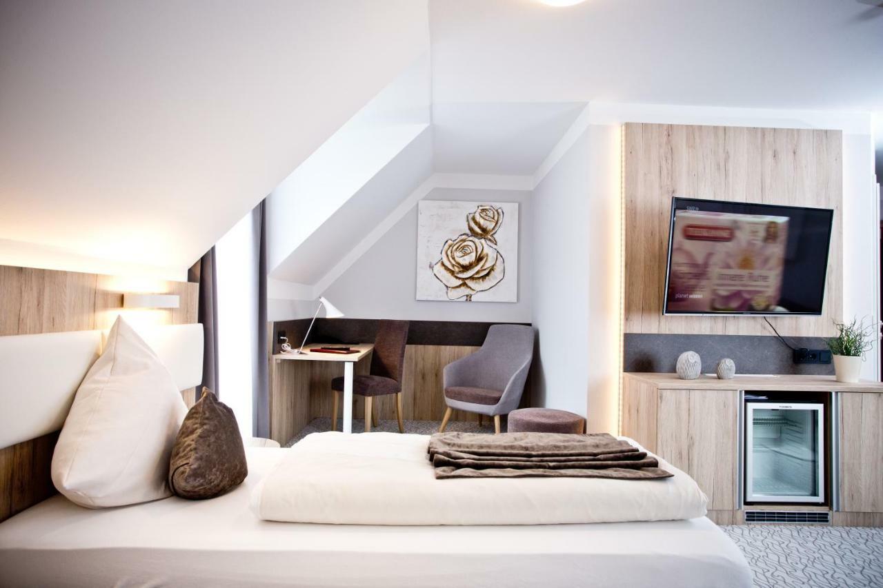 Amtsstueble Hotel & Restaurant Mosbach  Zewnętrze zdjęcie