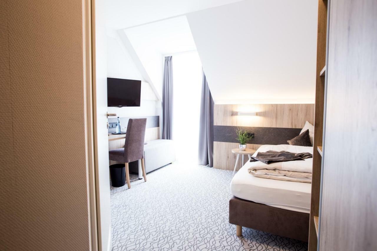 Amtsstueble Hotel & Restaurant Mosbach  Zewnętrze zdjęcie