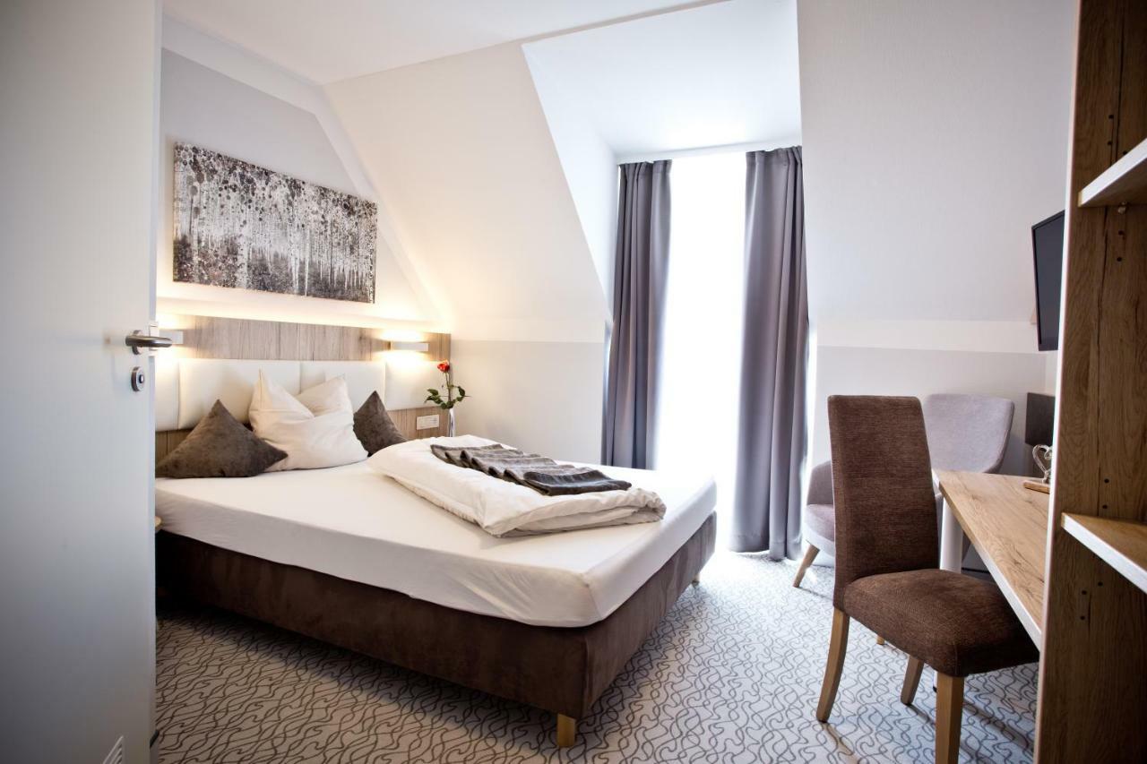 Amtsstueble Hotel & Restaurant Mosbach  Zewnętrze zdjęcie